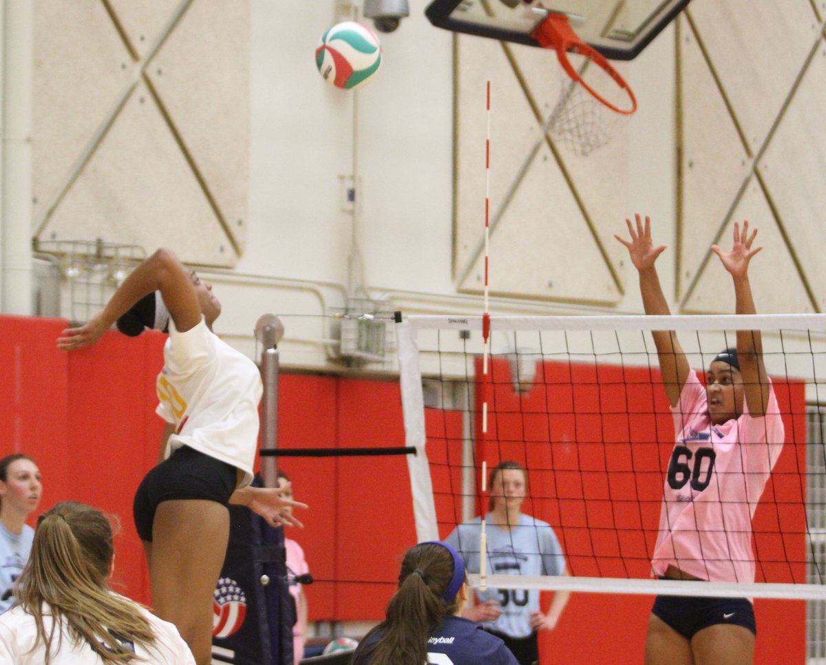 Congrats Alohi Robins-Hardy of <a href="/BYUwvolleyball/">BYU Women’s Volleyball</a> on selection to US Collegiate National Team-Europe Tour. #USAVcnt bit.ly/410CNTEuro