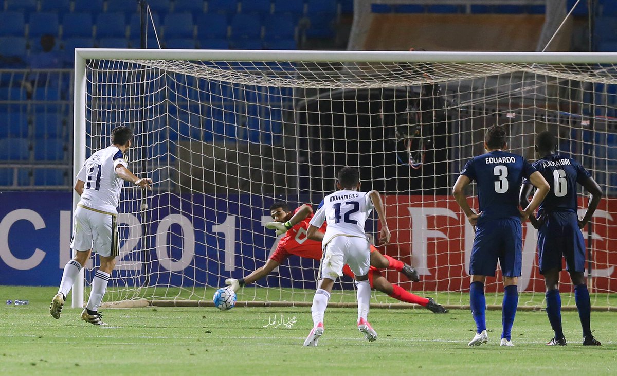 .<a href="/almayuof/">عبدالله المعيوف</a> انفذ الفريق اليوم ..
ورد على مقولة : الدفاع شايله .. 
وشال الفريق .

#شكراً_معيوف