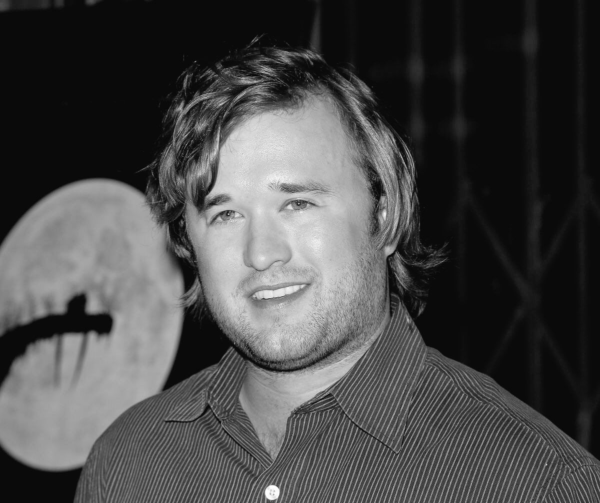    Happy birthday Haley Joel Osment! ¡Feliz cumpleaños 