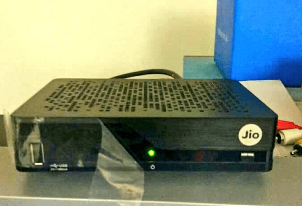 RelianceJio_DTH's tweet photo. #RelianceJioDTH Hey Guys, Are you excited for JioDTH Welcome Offer?.. Coming Soon! https://t.co/PgmMgUknTd