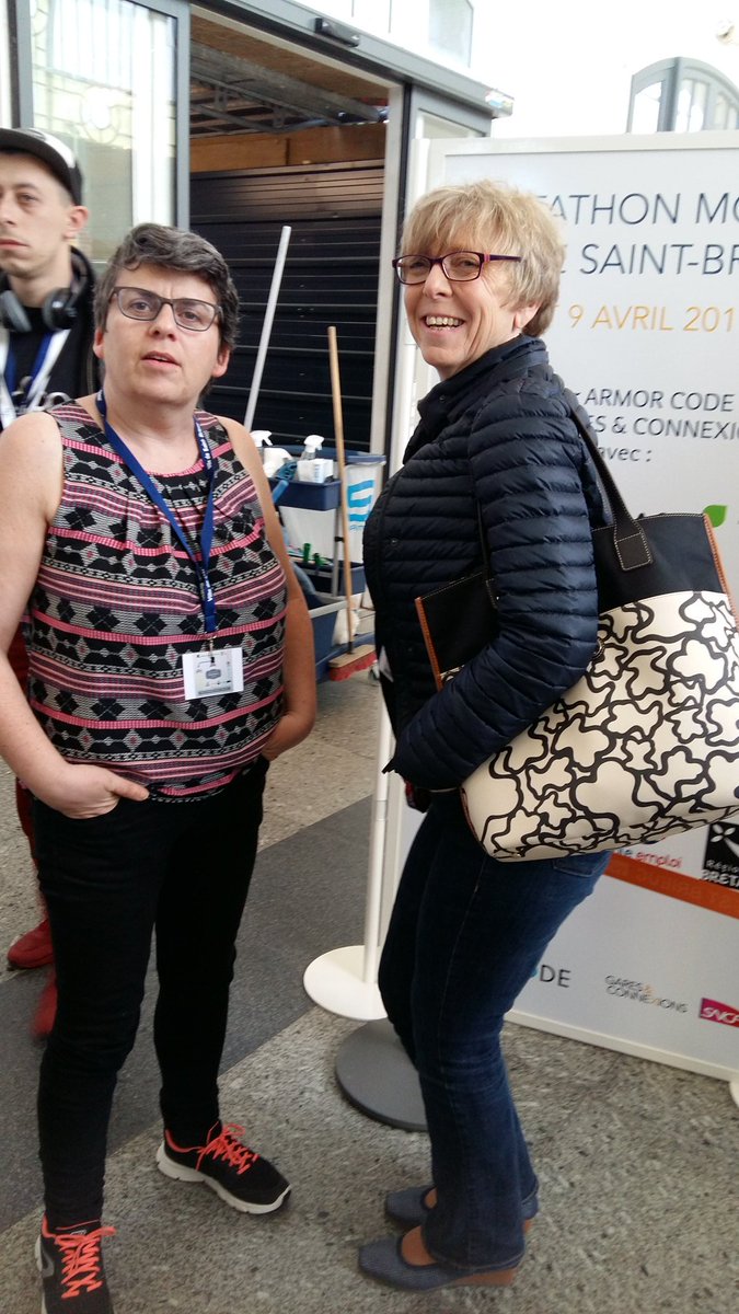 Adrien_Arnaud's tweet photo. #datathonmobility c déjà fini 1/3 merci aux différents partenaires pour avoir préparer l'évent @KreizennDafar @ConnectGares @Afpa_Formation https://t.co/wRzj5NJYPa