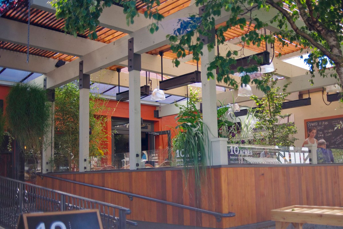 Happy sunny Monday!  Soak it up on the #10acresbistro patio for lunch or dinner!  #sunshine #patio #eatlocal