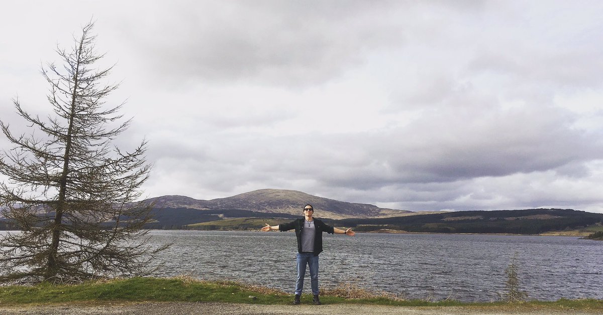 Joe_Frost1's tweet photo. Over the Scottish border... ✌🏼#VW #NorthernPilgrimage #NorthernPilgrimage #OchAye #LochEye https://t.co/0akeKVbnOv
