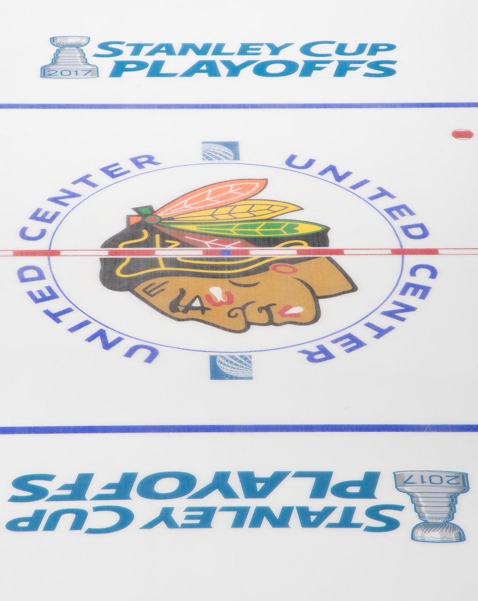NHLBlackhawks tweet picture