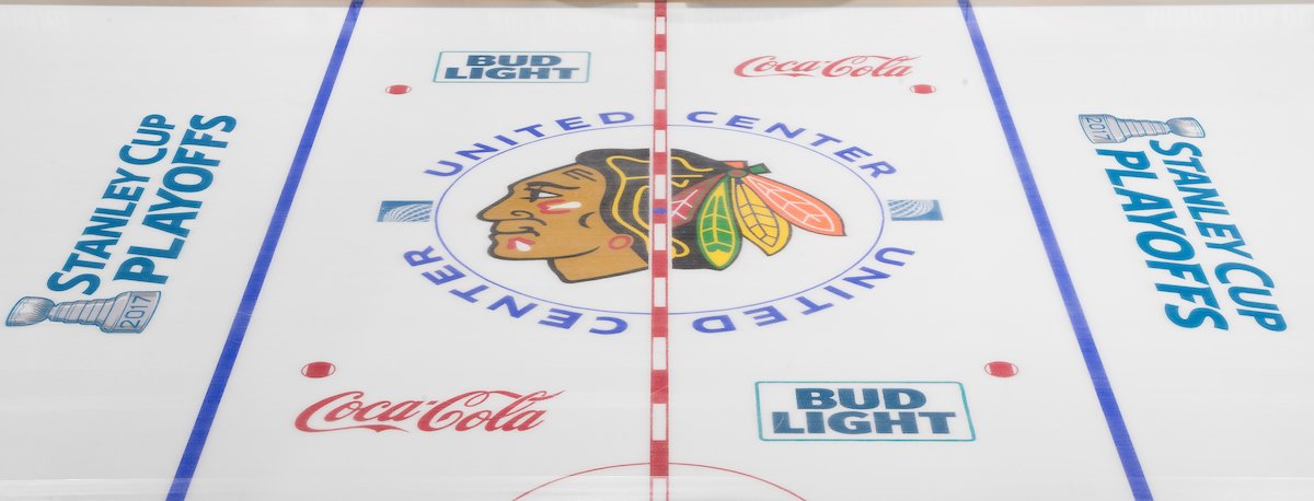 NHLBlackhawks tweet picture