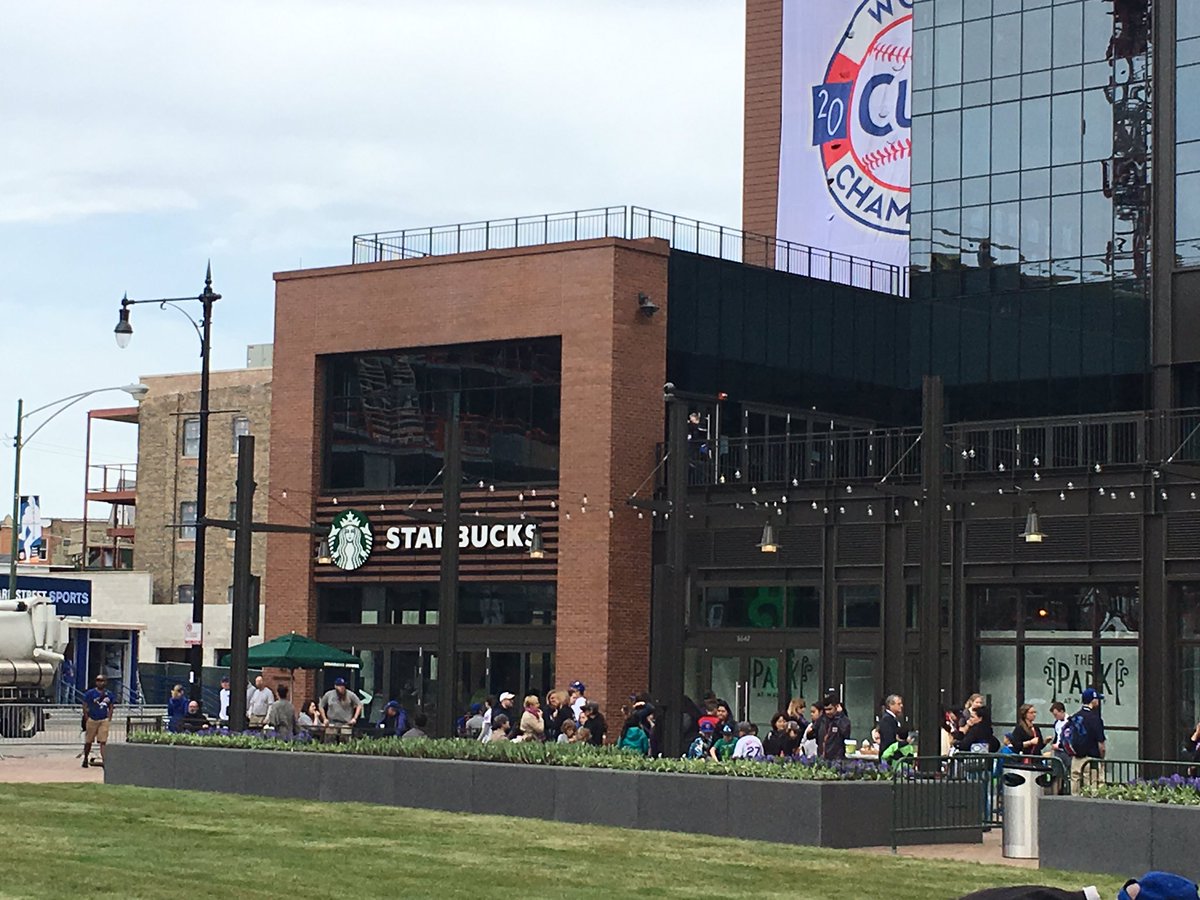 World champs + Reserve bar = P-A-R-T-Y!
Call outs 👊🏼👊🏼👊🏼 to design, development Jill, and all store partners!!