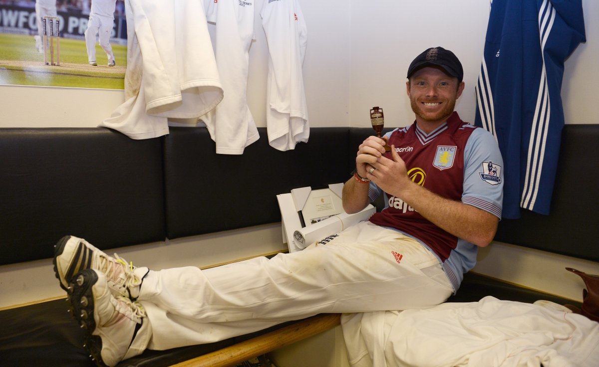 ICC's tweet photo. Happy Birthday to England's record ODI run scorer and Man of the Series in the 2013 Ashes, @Ian_Bell! https://t.co/Z7SjfTsalz