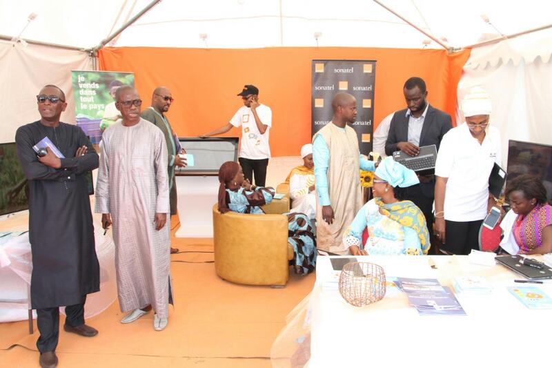 GroupeSonatel's tweet photo. Revivez les temps forts de la participation de Sonatel aux Journées économiques de la @CnesDakar à Saint louis #sonatelsaintlouis  #Senegal https://t.co/DrBPRUoviF