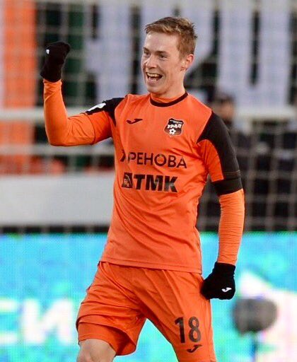 shhhnyak's tweet photo. Это форвард Ильин.Он забил весной уже ПЯТЬ голов! Никто в России в 2017 г не забил больше. Дебют в РФПЛ в 24 года... https://t.co/tK27z9CuqY