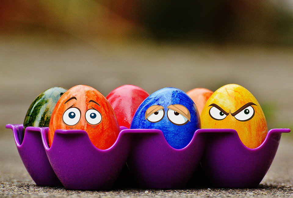 CityWestminster's tweet photo. Ages 4+ are treated to some Easter Egg-citement at Queen’s Park Library, 10.30am and 2pm this Wednesday: https://t.co/12zNP9TUtf https://t.co/Wa5DepeXzh