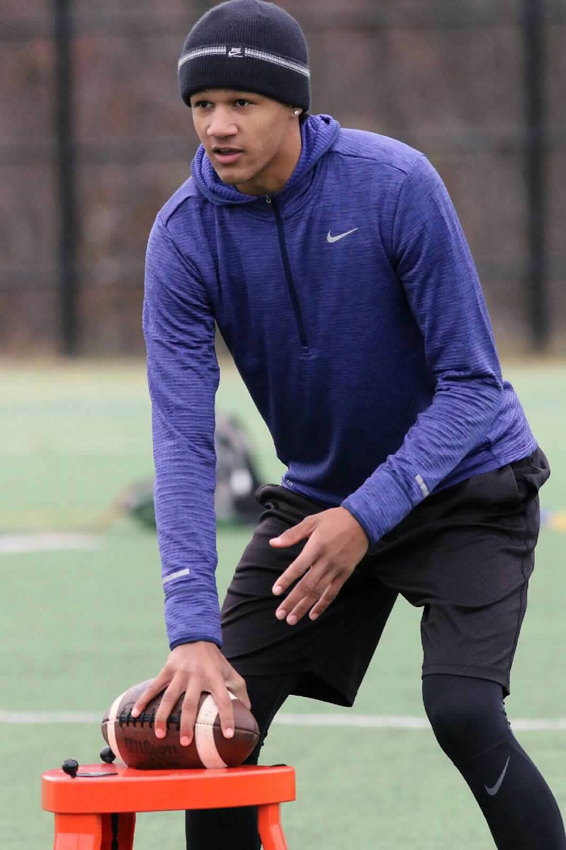 VAQB8's tweet photo. December work = Spring Performances
#SpringBall #SpringEvals
@presleyegg_15
@MilesMThompson1 @Guy_Myers_5 #PSRspringshowcase https://t.co/xj0DCSvLkw