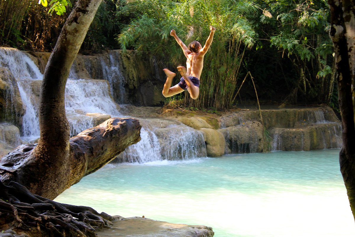 svbackpackers's tweet photo. Ta på dig väskan och upptäck underbara Kuang Si Falls!
#resa #backpacka #utforska #laos #svbp
https://t.co/4iIH4bNC8P https://t.co/LyvnG42IkS