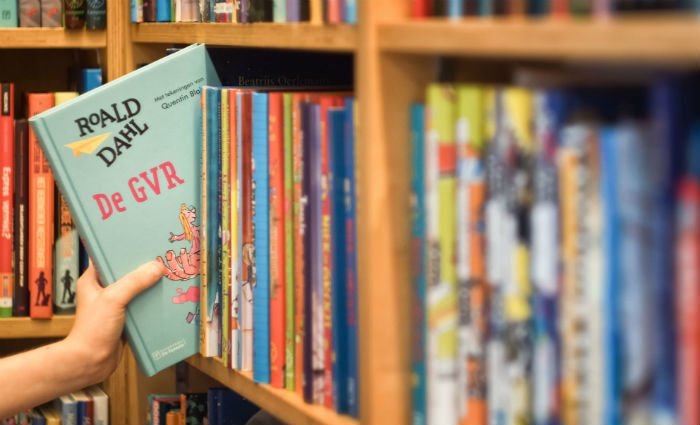 ★ Spannende boeken, grappige boeken, ontroerende boeken, mooie boeken, stoere boeken... bit.ly/2nRDaeO #kidsprooftip <a href="/oudersvannu/">oudersvannu</a>