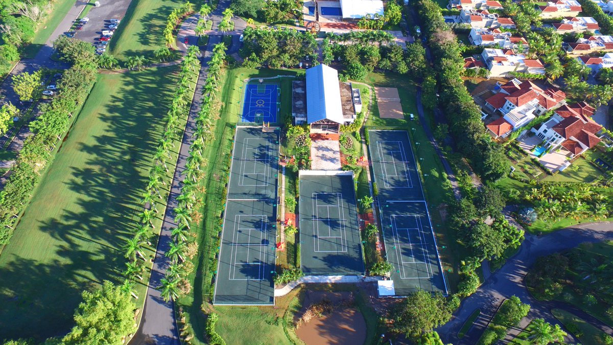 rsimagazine's tweet photo. Distinguished Facility-of-the-Year: These 5 examples of soft-court construction passed the test https://t.co/RlKnQ5Gz7E #CourtConstruction https://t.co/Ttym803uzY