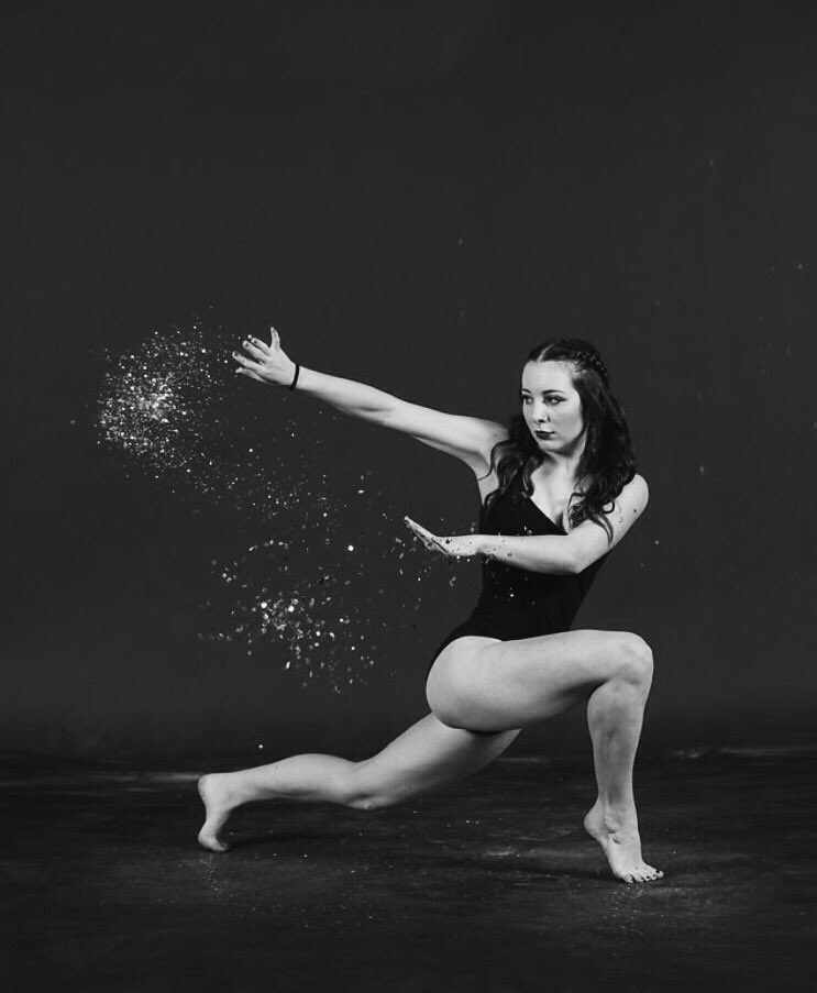 kenziecravens's tweet photo. 🖤🖤 https://t.co/dWsQS3Dwgy