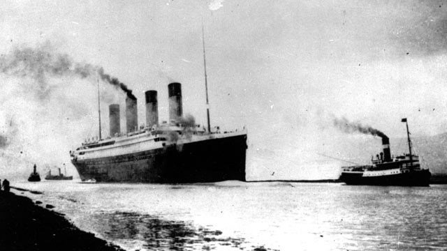 AsiComoLoOye's tweet photo. 1912 el RMS Titanic sale del puerto de Southampton, Inglaterra con destino a Nueva York. #UnDiaComoHoy https://t.co/q51uYNphDx