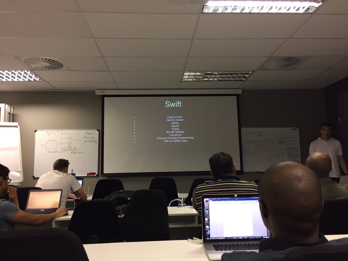 bbbofwebdev's tweet image. Going along swiftly now. #ios #meetup