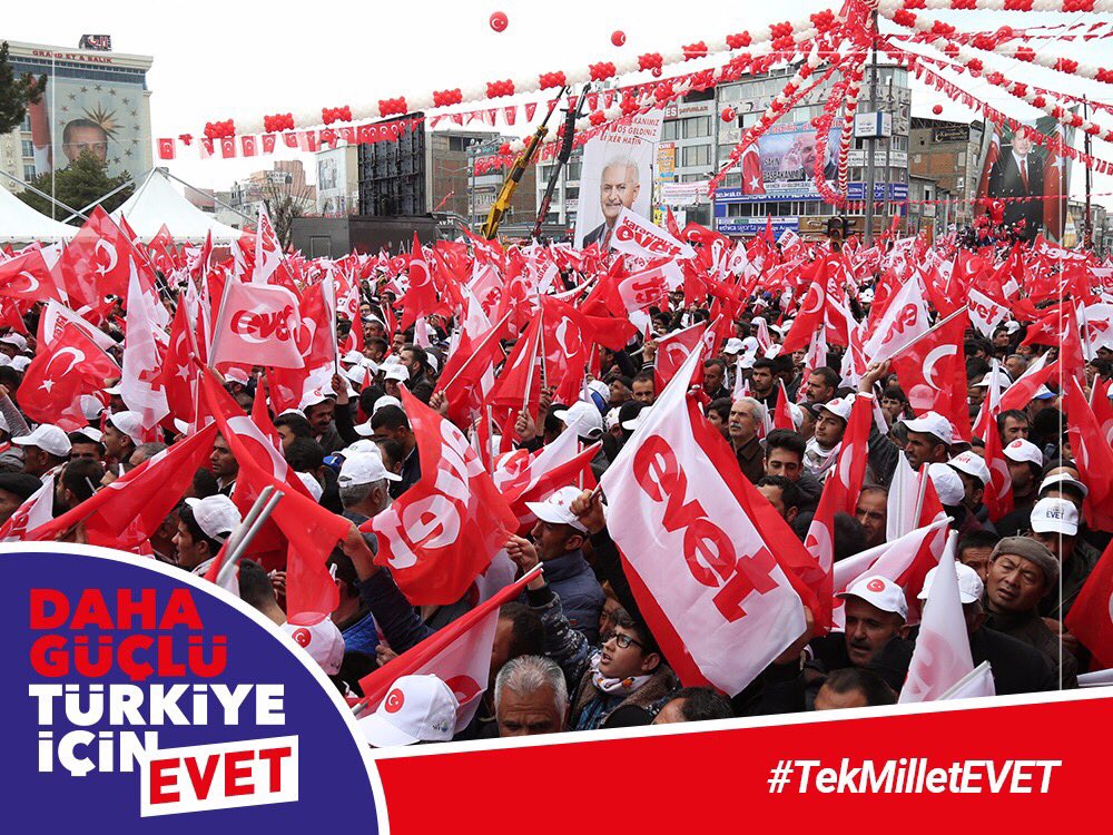 akgenclikmus's tweet photo. Bu millet kurtuluş savaşında, Çanakkale’de 15 Temmuz’da birlik dersi vermiş bir millet #TekMilletEvet https://t.co/9X4AgJS1gi