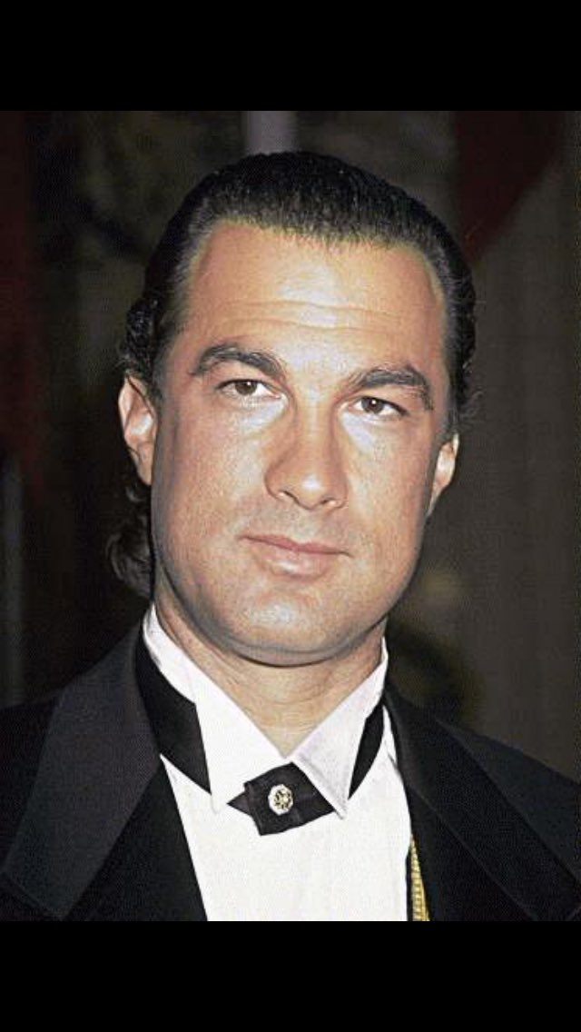 Happy birthday Steven Seagal (1952). 