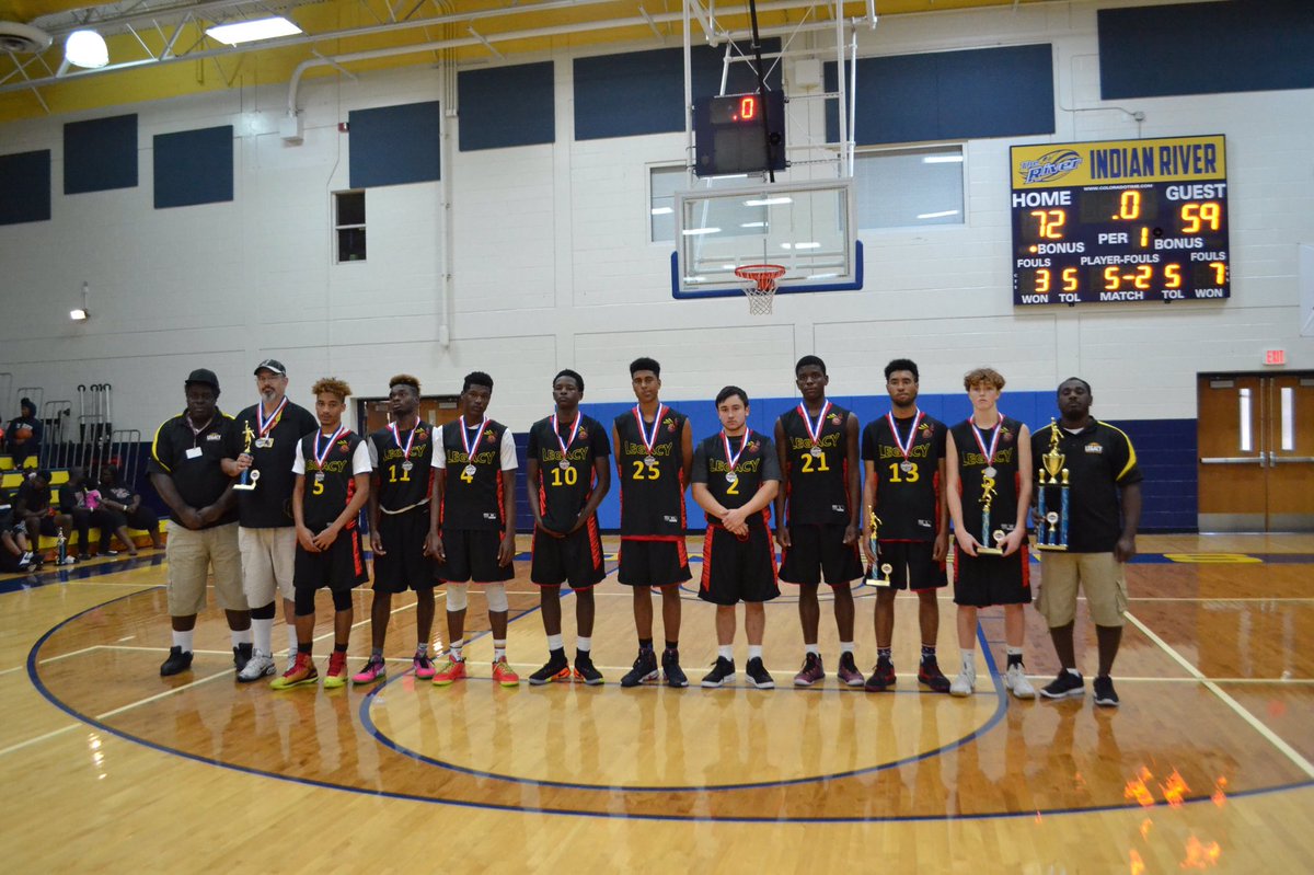 TCLEGACYBBALL's tweet photo. Congratulations TC Legacy 🏀 #basketball #ballerslife #legacy4life #tclegacy #family🏀 https://t.co/6tirctQXpp