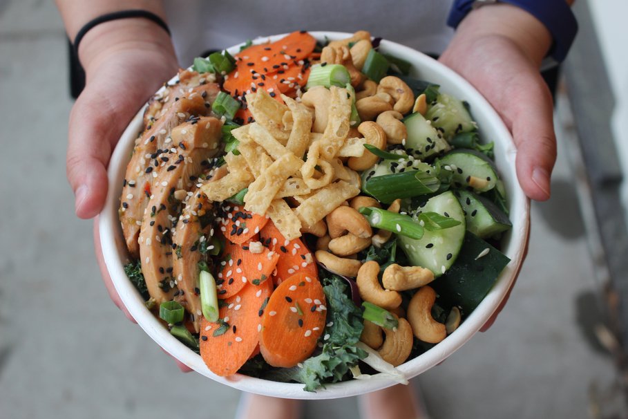 We visited <a href="/HappyandHale/">happy + hale</a> to check out 4 of their new spring items! Check out if we liked them: bit.ly/2oRPFLv