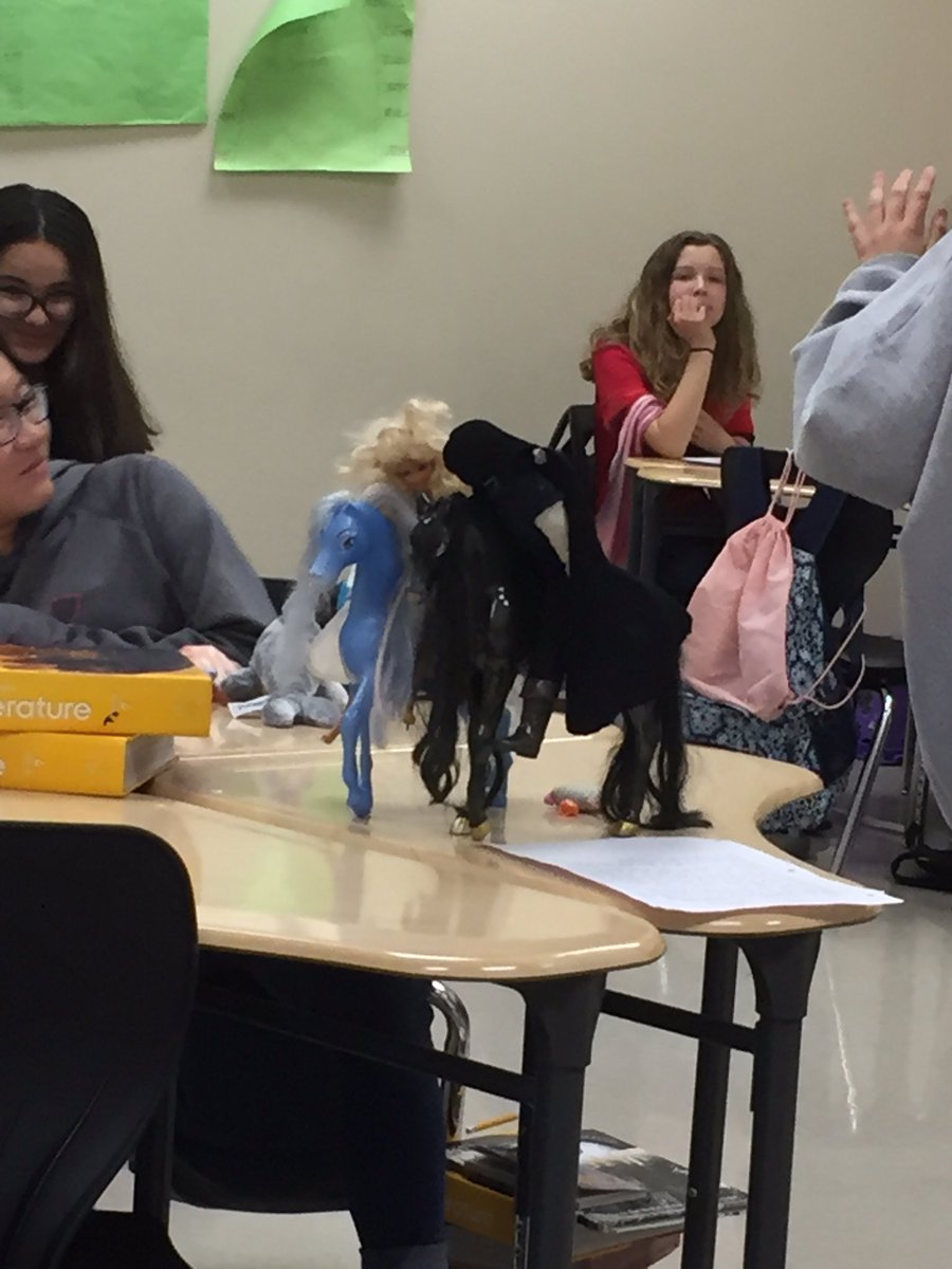 rockingrhonda7's tweet photo. More Greek gods #TimberviewMS https://t.co/qyZlT7tR6U