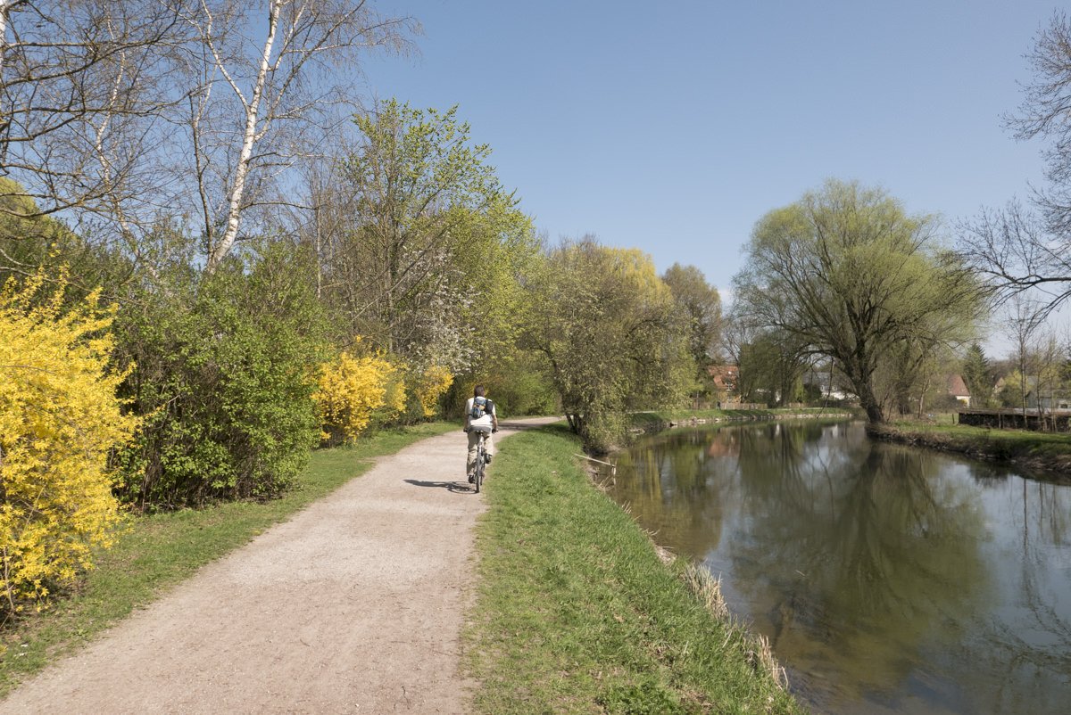 Kultur_Natur's tweet photo. #NEU Wir sind am Wochenende drumherum geradelt - auf dem Radlring München um die Stadt. Ein paar Bilder gibt’s hier: https://t.co/5NAZBMWRyp https://t.co/XCFKyw8757