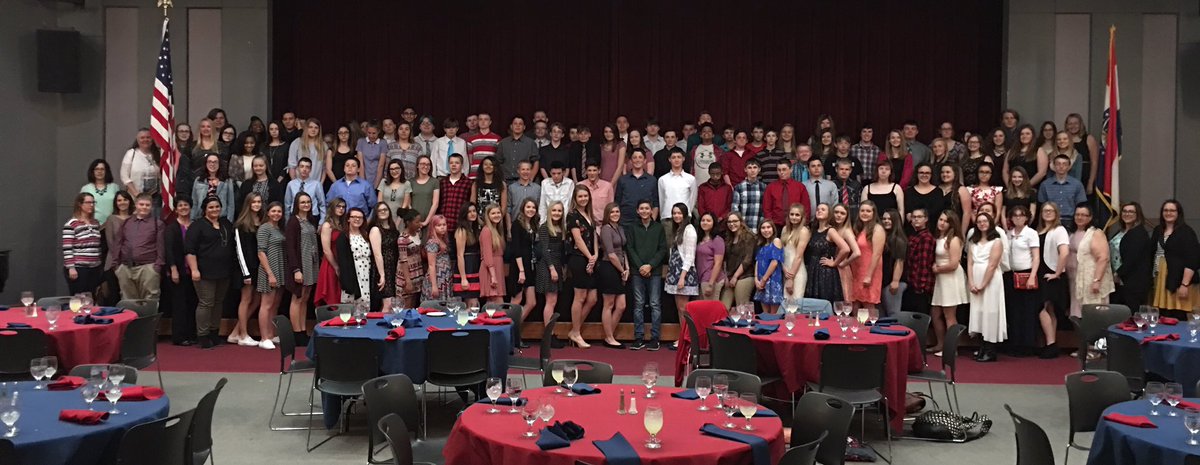CMSCardinals's tweet photo. The first-ever 8th Grade Etiquette Dinner and School of Technology tour @UCentralMO was a huge success! #classof2021 @ClintonMoCards https://t.co/38LnjX2Awt