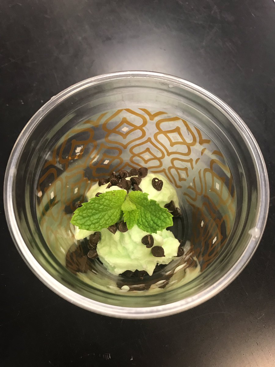 lawsonsclassmhs's tweet photo. Colligative properties lab! https://t.co/QyrzgQMtOP
