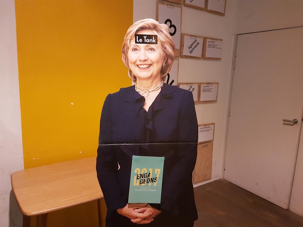 srrsnc's tweet photo. @HillaryClinton aussi est parmi nous pour partager ses impressions sur l' #engagement à la soirée #engageons2017 @animafac https://t.co/N6BH4Iqv7W