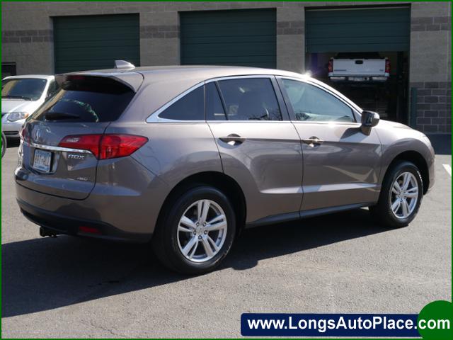 2013 Acura RDX - Bluetooth> Leather> Sunroof> Push Button Start> 23 MPG> USB/Aux Input> Backup Camera> AWD and only 75k miles!