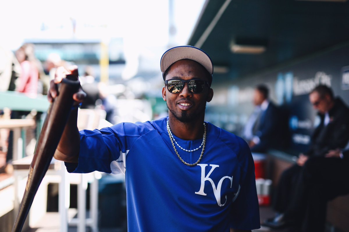 Royals's tweet photo. Boys are back! #OpeningDay #RaisedRoyal https://t.co/GsrzBZFfLW