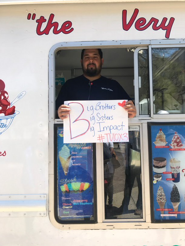 deannastephenss's tweet photo. Mr Softee supports Big Brothers Big Sisters! #TU10x3 #BBBS https://t.co/xFkavruHYW