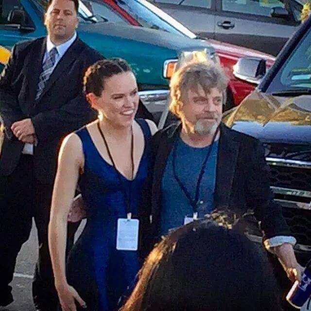 HamillMania's tweet photo. @HamillHimself Happy Birthday Daisy Ridley! 💕 https://t.co/XEFBJBeeei