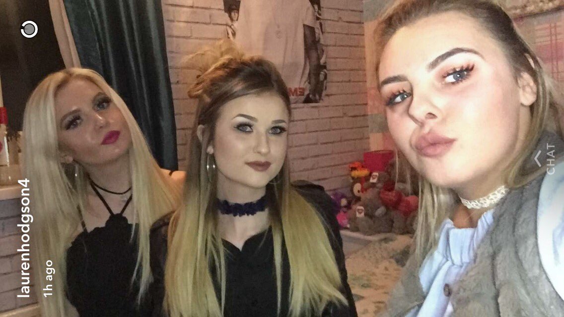 leahatkinson10's tweet photo. fave girls❤️ https://t.co/rf31iK70DC