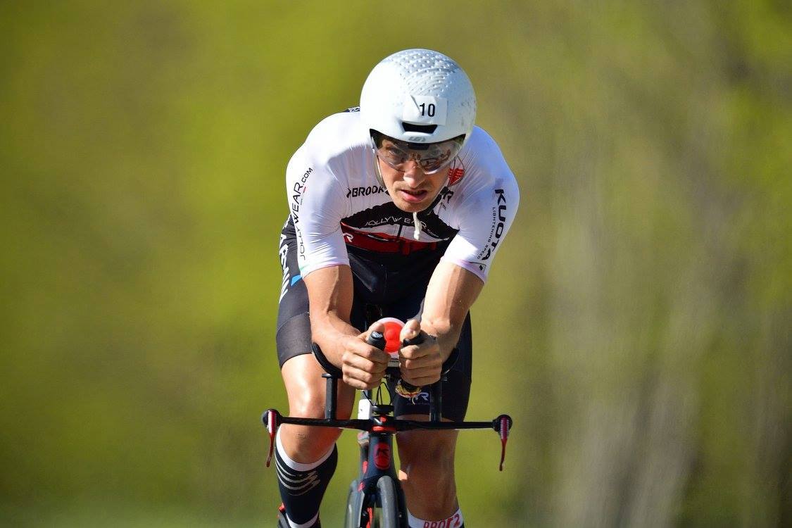 TOP 6 #COMPRESSPORT BENEFICI NEL #TRIATHLON
info qui sul playformancemag #Compressport
bit.ly/2pmeifz 
<a href="/fontello/">Daniel Fontana</a> Photo Fiori