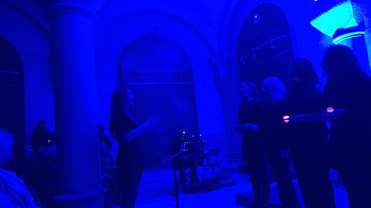 A la Cripta de la Reparació Nit dels sentits amb el <a href="/CorLabinota/">Cor LaBinota</a> ,concert de musica sacra del classic al jazz #SetmanaSantaTortosa #Tortosa