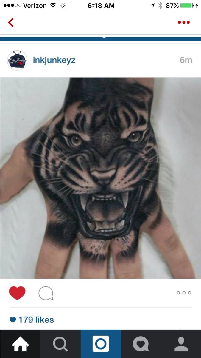bduron42's tweet image. Next Tatt yes on the hand