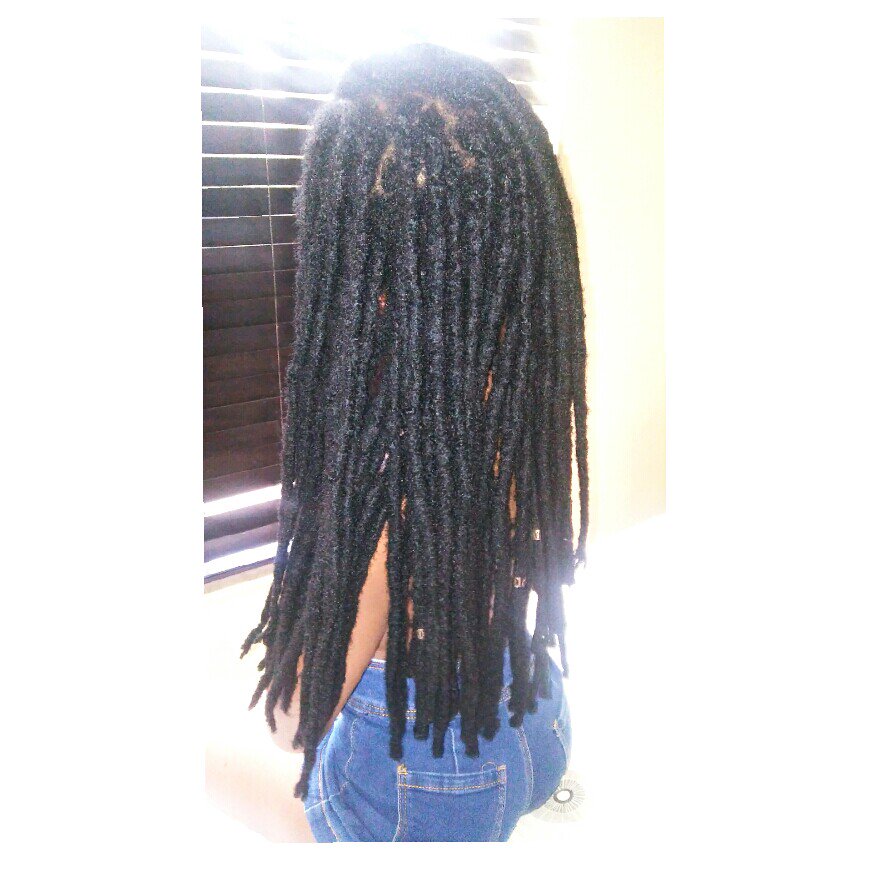 Lekow_babe's tweet image. When you just feel good in your own skin 
#myhairisreigning #dreadlocksgame #lovemyhair 🔥💜