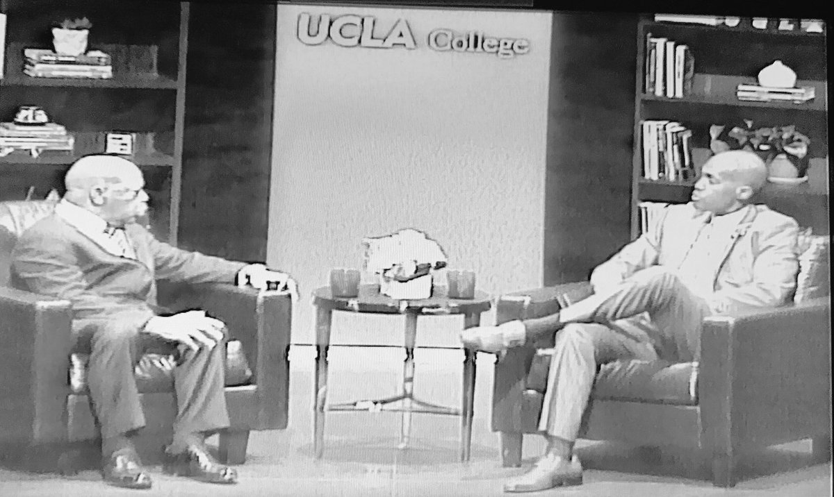 TheKQPong's tweet photo. @electrolemon @ucla_roycehall amazing John Lewis #dobylectures #ucla #roycehall https://t.co/kbmtRt0zt3