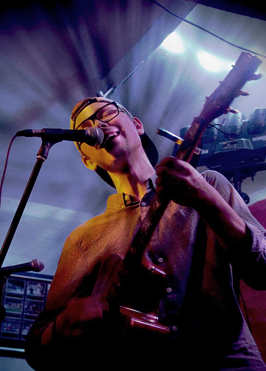 Cats_Choir's tweet image. Photos from March Pewsey Music night. Great set from @Alexkrupamusic. Upcoming events Pewsey Music 27/4, Strange Tales album launch 6/5