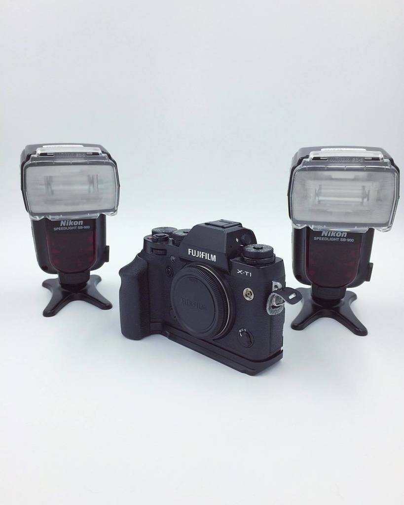 Pick up this tried and true XT-1 with a bracket grip for just $599.99! Also available are these swiveling SB900 speed lights from Nikon! 27…