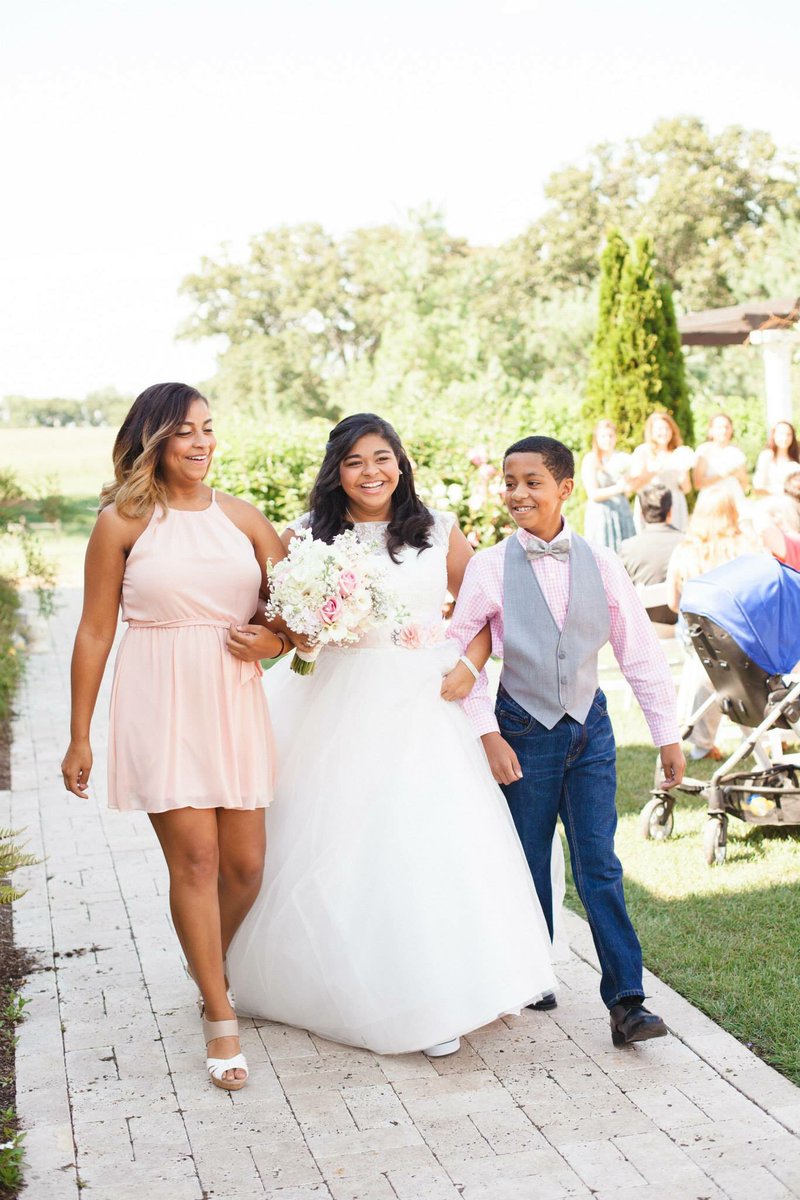 InFlightIdeas's tweet photo. This photo by @jophotos two years ago with my daughter as a Quinceañera, really captures my kids personalities. Happy siblings day to them! https://t.co/5dxbRtXDuH