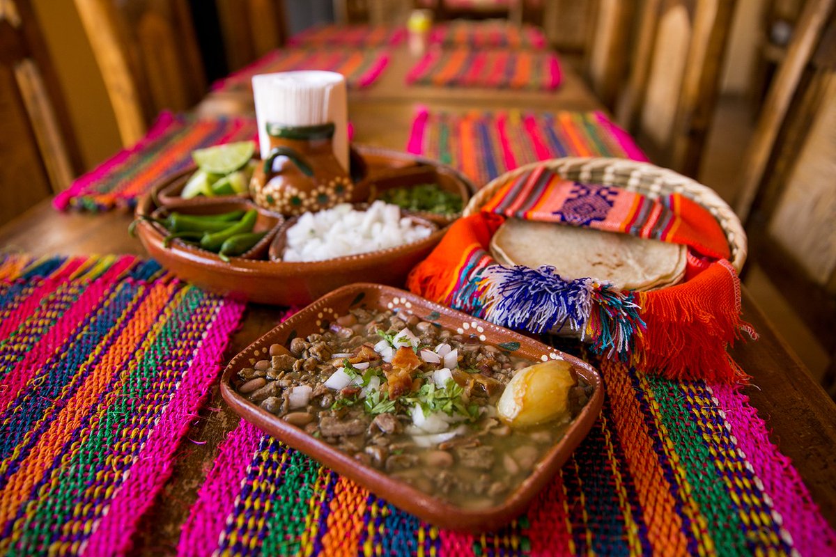 TequilaEsMexico's tweet image. Aquí se siente hasta el alma el orgullo de ser mexicano! #ViveTequila #PuebloMagicoInteligente 🌵☀️