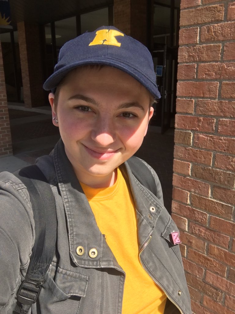 usaslocal27's tweet photo. Kicking off National #StudentWorkerPower week with our 1st #KSUStudentWorkerPower feature-Claire in dining services https://t.co/6jLhMqRmny https://t.co/UJcFuKrhr1
