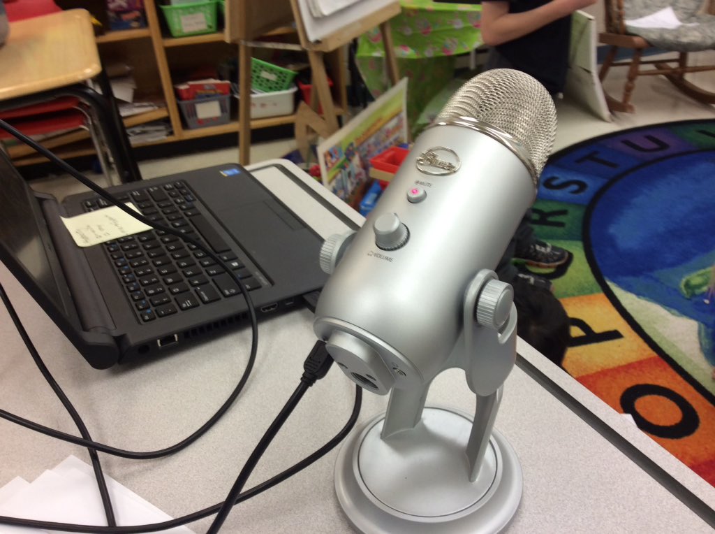 PamleePlee's tweet photo. Recorded our Spring song @GuthriePublic 4 @SCDSBlive &amp; sent - @jaccalder Stay tuned families 4  times &amp; dates tune in &amp; listen @SCDSB_arts https://t.co/3kSPtm0hm6