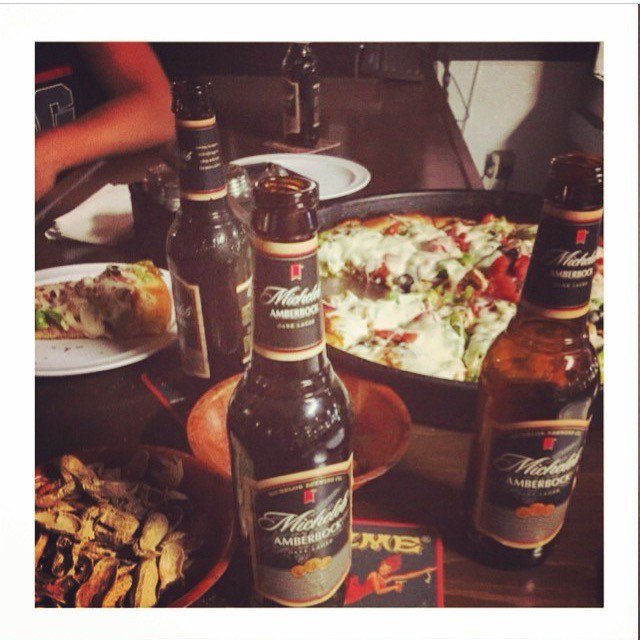 It's #MichelobMonday! Enjoy an ice cold Michelob for only $1, but only until 9pm!!
thenumerounotavern.com