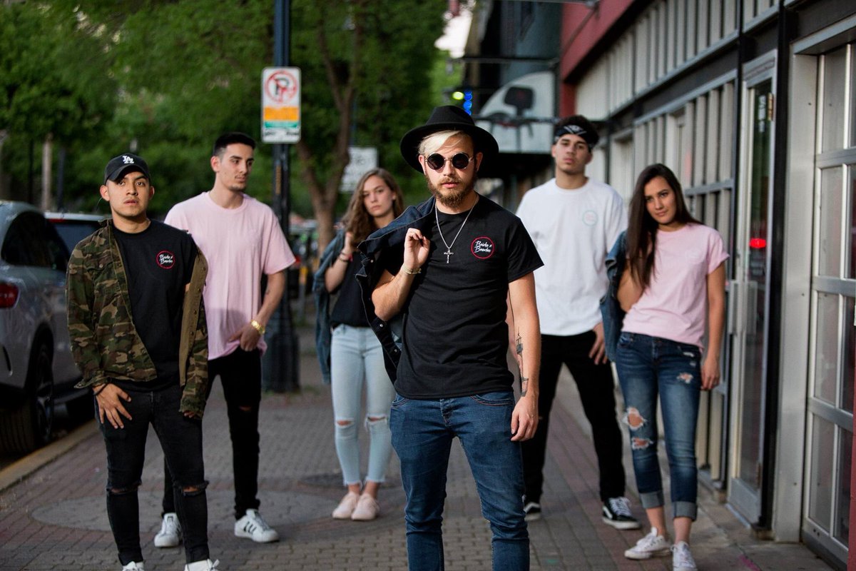 oopsitsandres's tweet photo. Proud to be a part of this
@BricksxBranches
#bricksxbranches #samvasco #fashion https://t.co/Tw6y0YmKzY