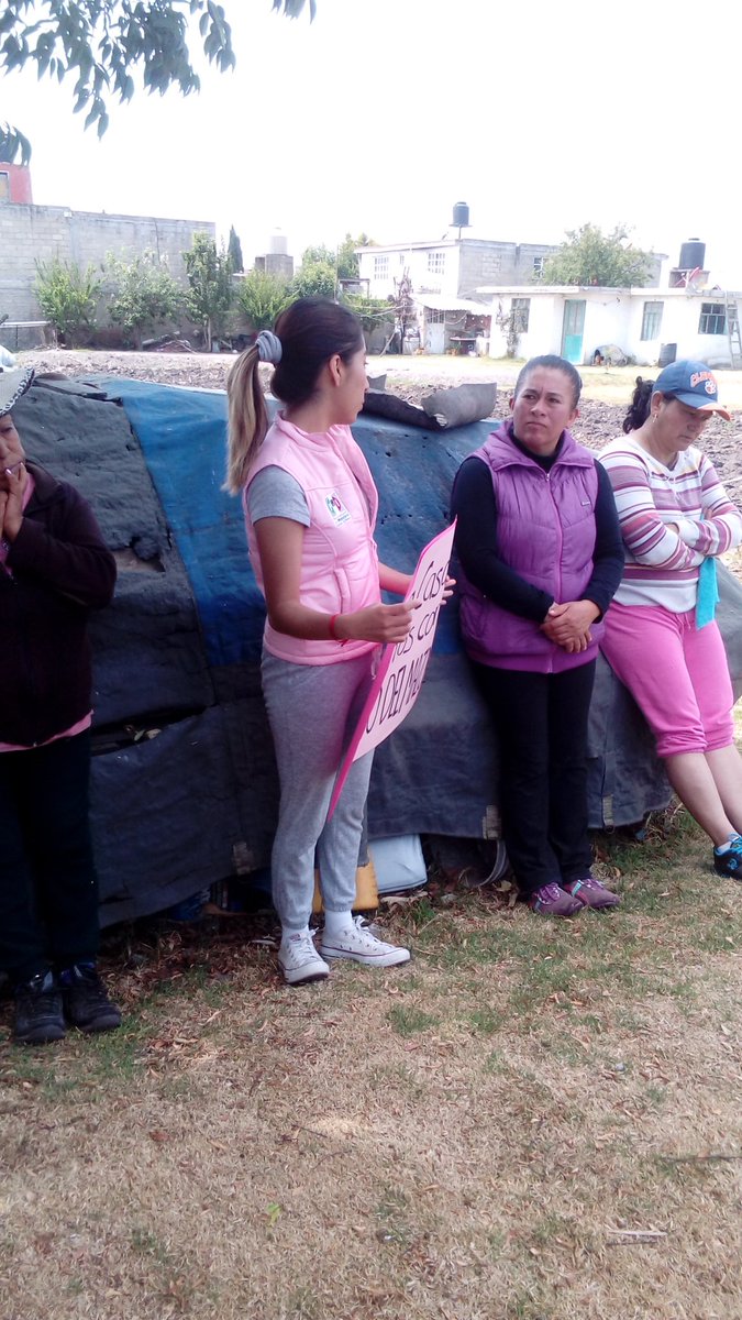 Marielarmora's tweet photo. #Dia8 nos activamos en Guadalupe Totoltepec y platicamos sobre las propuestas de @alfredodelmazo #FuerteYcontodo #MJComprometidas #MJToluca https://t.co/wDUs2SB4uM