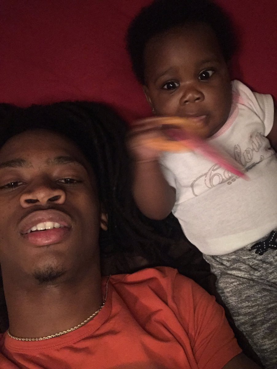 supremee136's tweet photo. Me and baby Sosa #FreeTeco https://t.co/Gu3LwB8OeU